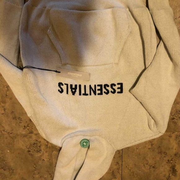 Essentials Fear Of God hoodie oatmeal xs - Picture 3 of 6
